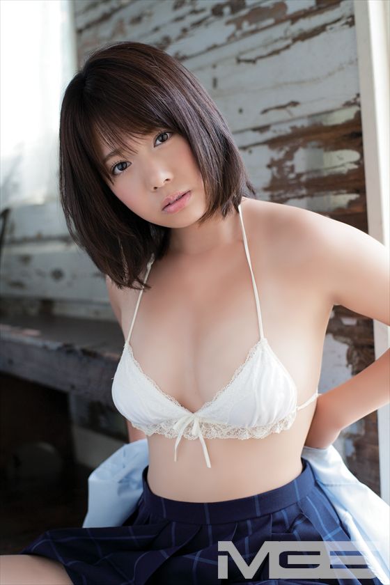 初恋少女 国民的“妹"AVデビュー4時間 篠原杏_19