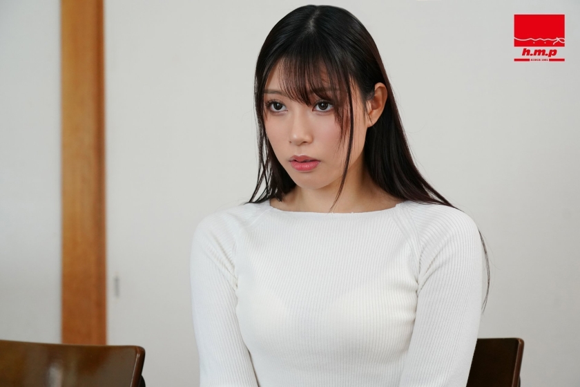 隣のお姉さんの無自覚なTバック尻コキ誘惑に撃沈して夢中でデカ尻バックピストン中出しSEX!次の日から尻穴まで見せつける杭打ち騎乗で何度も精子を搾り抜かれた。宮城りえ 画像2