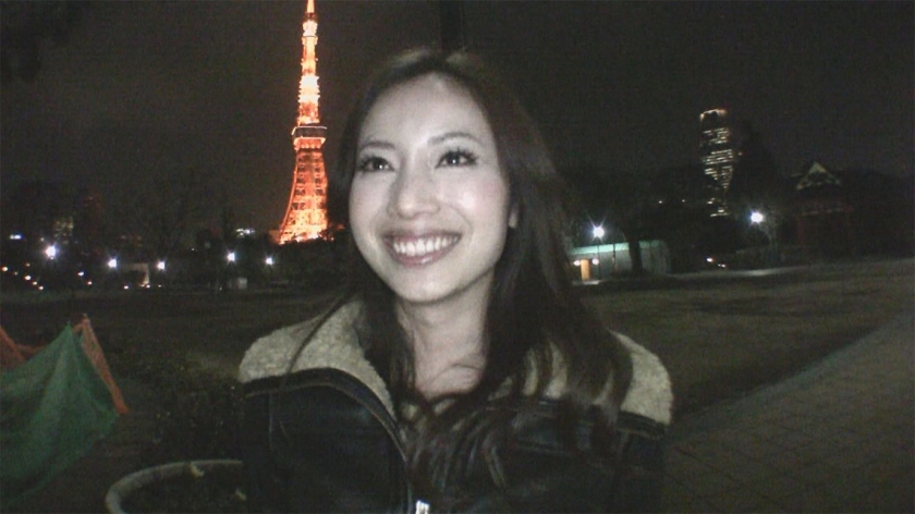 持て余した性欲が開花してくる三十路ととにかくスケベな五十路のおばさん2枚組8時間14