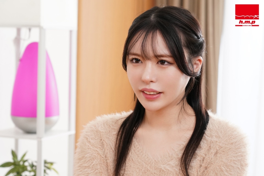 デリヘル呼んだら初恋の幼馴染と12年ぶりの再会して朝まで生ハメ中出し射精した 黒島玲衣 画像1