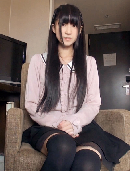 しおり 20歳 ペットショップ店員