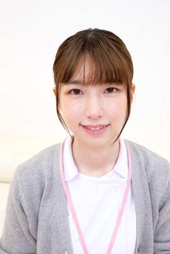 完全顔出し現役ナースをガチナンパ!白衣の天使がEDに悩む男を改善!ギン勃ちしたら喜んで中出しセックスまでさせてくれました!4_0