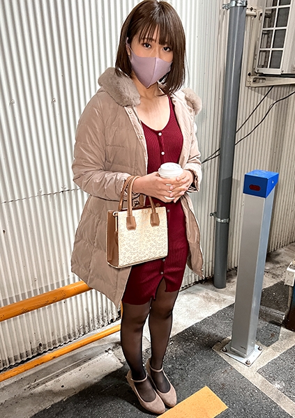 【個人撮影】ショートボブの美女とパパ活_感じている顔が可愛い過ぎる童顔のお姉さんに無許可中出し