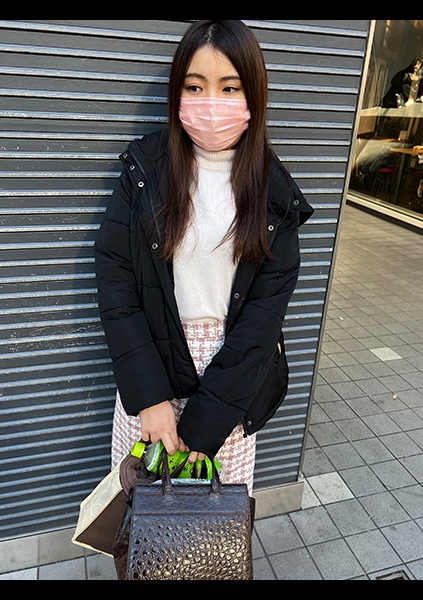 【個人撮影】幼さが残る20代JDとパパ活_レンタルルームでゴム無し交渉から中出し映像を完全収録