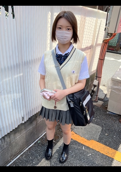 P活【個人撮影】低身長ボインの短髪ギャルとのハメ撮り_イキ顔がエロ過ぎる制服女子に中出し