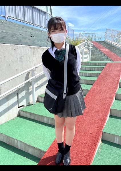 顔出し【個人撮影】発育良好のEカップ娘_吹奏楽部の制服女子の裏バイト映像