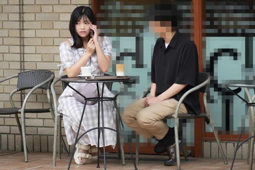 【中出しNTR】元気系地下アイドル デート中に変態おぢに呼び出され即ハメ変態コスでバチボコ種付け いんすた 413INSTV-674 サンプル画像1