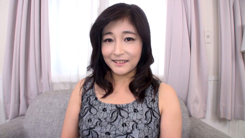 男性器に飢えていた奥様方の手を使わない情熱フェラチオ_0