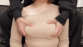 戸惑い、恥じらいつつも快感を隠せない!素人熟女さんたちの生おっぱいモミまくり!!5 画像8
