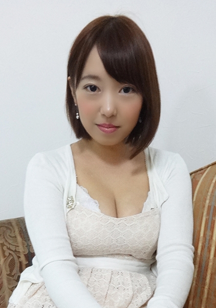 巨乳デカ尻の若妻が本番NGの風俗面接に!感じやすくてお漏らしまでw