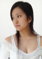 旦那に内緒のアルバイト27歳人妻