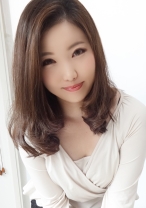 黒パンストがいやらしい25歳人妻面接