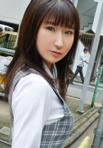 仕事中のOLに声を掛けて会社の階段で中出しまでしてしまった!