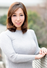 Fカップ巨乳妻むっちり肉弾中出しセックス！！