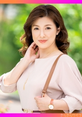 筆おろしはお手のもの!?パート先男子をつまみ食いする淫乱奥様が他人棒を膣圧で締めあげ同時イキ生発射!_img