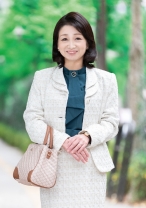 趣味はAV鑑賞、特技はフェラ 見た目は清楚系どエロ還暦妻中出しセックス!!