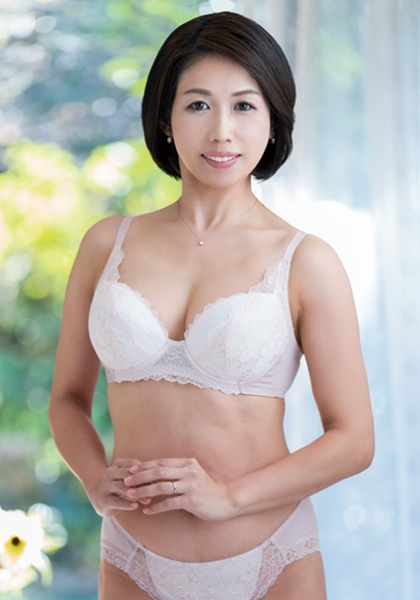 セックスは週1じゃ足りない！五十路目前でも枯れることを知らない美熟ボティで浮気生ハメを満喫！ついでに中出し！