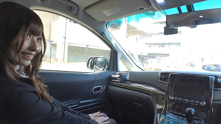 メス臭を漂わせ納車してくれた美人巨乳CARディーラー スーツ姿のままで性処理メンテナンスもお願いしてみた！？ 画像9