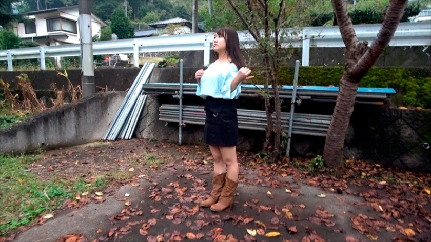 中出し露天温泉 ボリューム満点ビンビン乳首天然Jカップ！18才の超張りのある神乳！_0