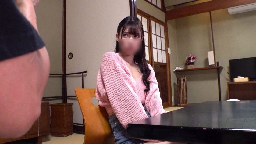 彼氏の目の前で中出しセックス!大学生のしずくちゃん(21歳)が他人棒で連続絶頂痙攣。寝取られ性癖の彼氏に付き合っておま○こ壊れるほどピストンされノンストップの三回戦セックスに潮吹きまくりwww 画像1