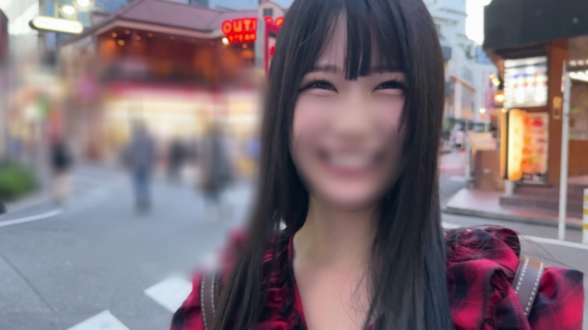 【初々しい19歳 はじめてのハメ撮り】アプリで出会った巨乳黒髪JDとラブラブ濃厚セックス！ 画像1