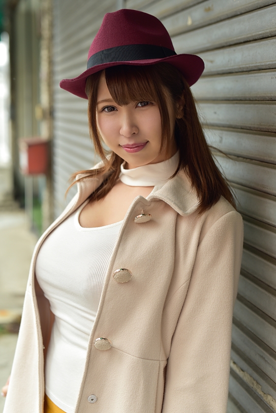 清楚系エロギャップ最強説！「隠れ巨乳は好きですか？」極美味デカパイ女子のオゲレツ本能SEXがヤバい！14人4時間【ナンパ即ハメ中出し】_1