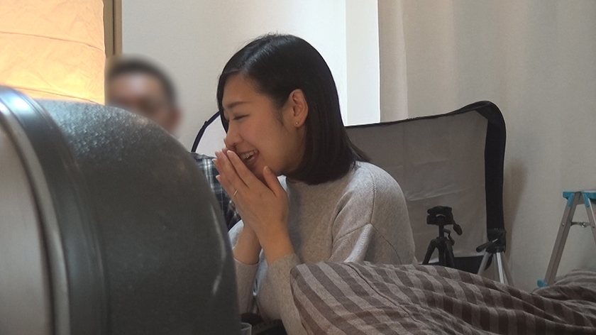 あなたの奧さん大丈夫！？ こんな人でも浮気するんですよ！！
もう誰も信じられない・・・ 地味で清楚な真面目妻の中出しSEX vol.2 12人4時間_15