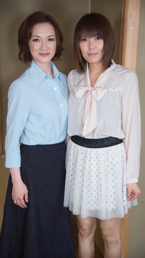 家族の絆は固かった！？「お父さんには言わないで」とか言いながら、娘の前でもお構いなし、欲求不満を拗らせた熟女母12名4時間4 画像3