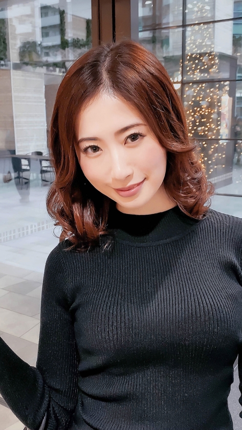 【清楚で品良くセレブな人妻たち】 ナンパ中出し ラグジュアリーエロス 12人4時間SP5 サンプル画像4