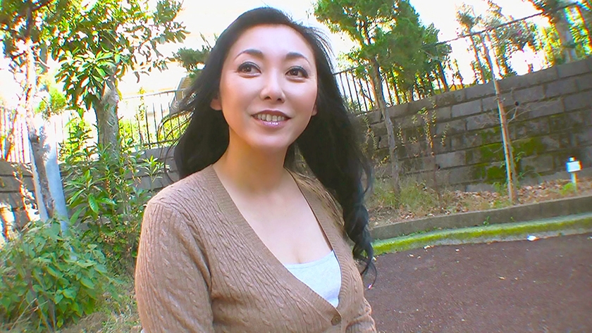 いやらしい五十路はお嫌いですか?【念願のAV出演】情熱的な性欲溢れるセックス 感度極まる熟女5人15 画像2