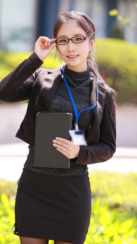 ～韓国の街角から～ こんな顔してドスケベです。国宝レベルの美貌と美ボディ！エロエロギャップがアツいむっつり美女とナンパ&SEX交流！ 9人GET 4時間スペシャル 画像2
