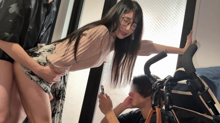 ホスト狂いのシンママは貢ぐちゃん。ドMご奉仕勘違い女。 小野坂ゆいか 画像6