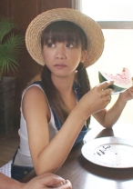 薄着の美少女は縁側で・・・ 2