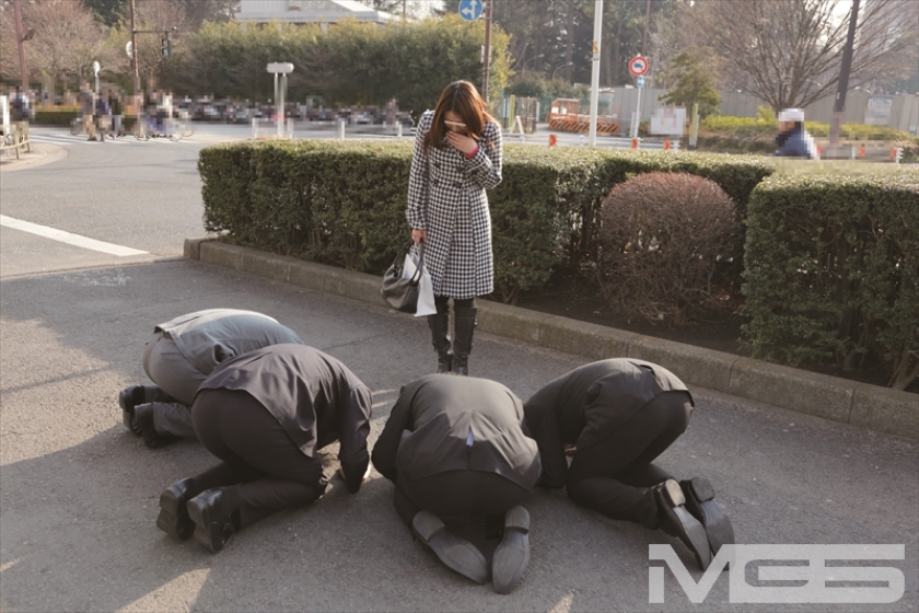 土下座人妻素人ナンパ サンプル画像 4枚目以降