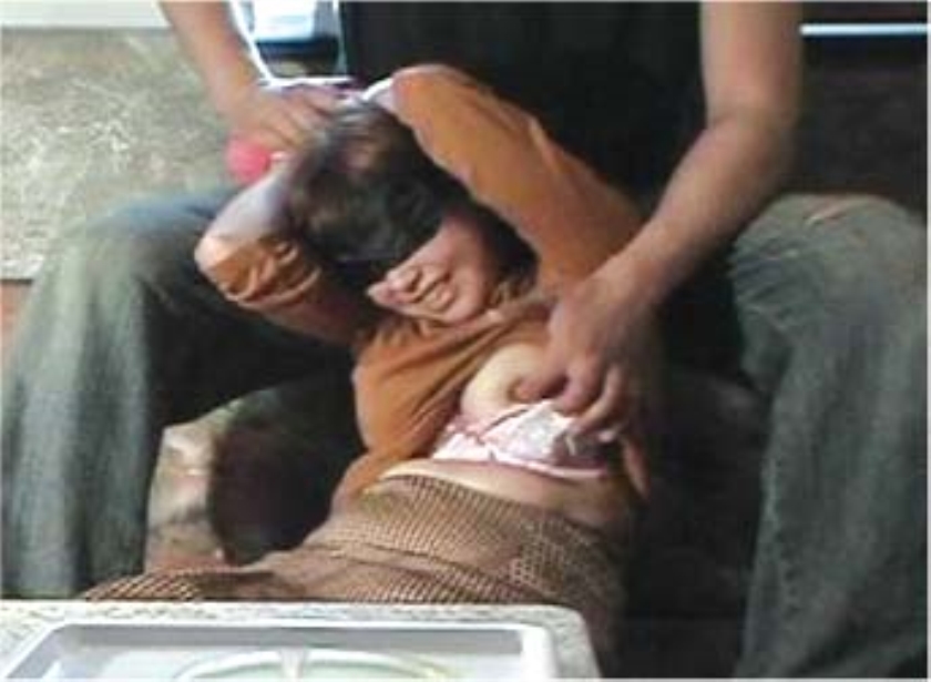 団地情婦 後ろから前からどうぞ 団地妻出張○春 売りをする6人の団地主婦たち_2