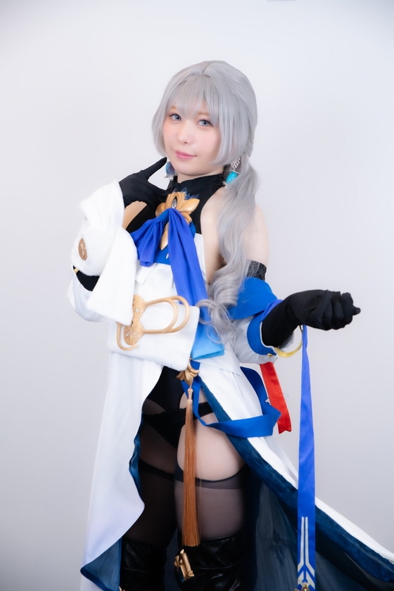 SSRいいなりご奉仕系超絶美少女ちっぱいレイヤーさんの生バイト 水瀬りた 画像2