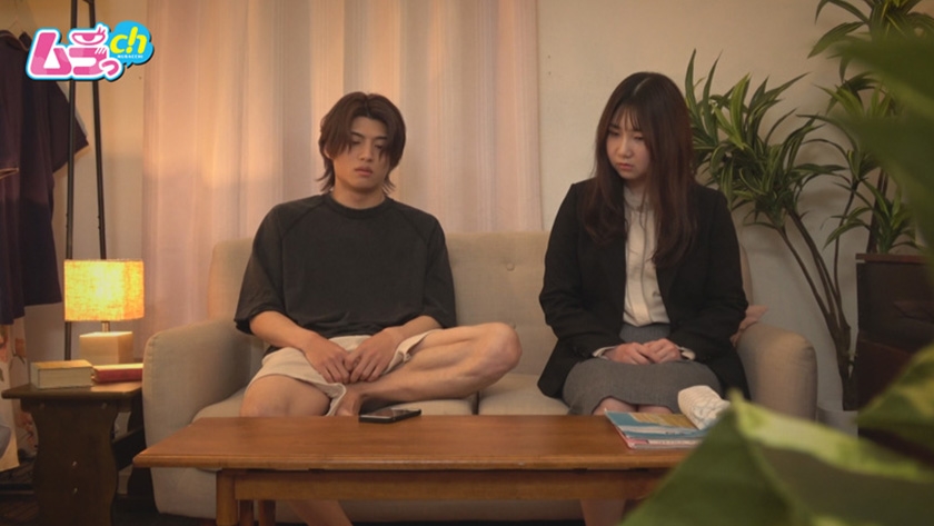 カップル部屋REC 彼女を自分のモノにするため、長～いチ○ポからドピュドピュ特濃本気汁で激重執着孕ませSEX！彼女の浮気で病み堕ちしたメンヘラ彼氏 篠崎菜都香 画像1