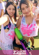 ファ●ファ●スプラッシュナンパ！ パリピの集まるずぶ濡れフェス！ノリよく過ごせばギャルと飲める！車で送るよとホテルに連れ込めば…その後は水着でツイスター！？ヤリマンギャルと浮気初心者、大学生2人組は互いのSEXに興味津々の巻【4P乱交】_img