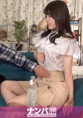 百戦錬磨のナンパ師のヤリ部屋で、連れ込みSEX隠し撮り 261 清楚だけどノリがいい！いちゃいちゃしてるだけで楽しい美少女を家に連れ込み！「ゲームで負けたらキスねw」とエロい方向に誘導し…？スラッと美ボディ！頬ずりしたくなる色白スベスベ美肌！