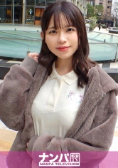 マジ軟派、初撮。 1940 インタビューと称してスタジオに連れ込んだお姉さん！地味めかなーと思ったが脱がすと隠れ巨乳で鮮やかピンク乳輪！真っ白な肌！バック映えしそうなムニムニの柔らか尻！想定外のエロい体に興奮した男優チ●ポにガン突きされてヒンヒン喘いでノックアウト！