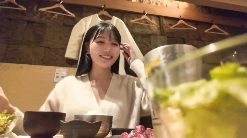 sp-200GANA-3203  Gカップ AVレビューマジ軟派、初撮。 2168 Gカップ美乳を隠し持つ清楚系アパレル女子を渋谷カフェでダメ元ナンパ！まさかの仕事終わり即デート→そのままホテル？恥じらいながらもご奉仕フェラとパイズリ、挿入したら中は激狭名器！ヌチャ音響く狭ま●こでイキ乱れる姿に 掘り出しモノ 確定！！ 画像シーン01