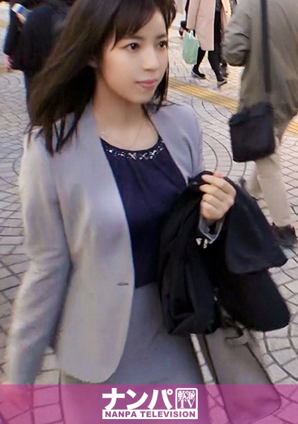 マジ軟派、初撮。 1322 新宿で見つけた縁起良き名前の美女「れいわ」さん♪ホテルに連れ込み、ストッキング引き裂いて豪快潮吹き♪スレンダーな体型が際立つ立ちバックは必見！！