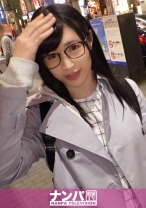 マジ軟派、初撮。 1340 新橋で見つけた本好きメガネ女子。急な「セックスさせてください」発言、突然入ってきた男に「何勝手に俺の部屋使ってるの」と言いがかりをつけられ…