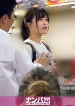 マジ軟派、初撮。 1386 渋谷で捕まえた超絶美少女をインタビューのテイでホテルに連れ込み！エッチな雰囲気に流されてセックス開始！ハードピストンに『もっとぉおお！！』と絶叫しながらイキまくるスケベ素人娘♪