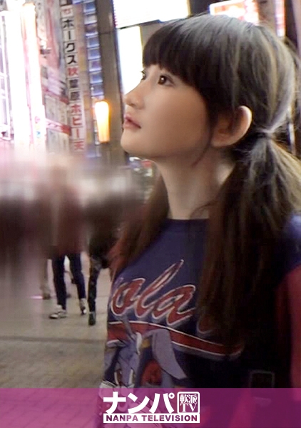 マジ軟派、初撮。 1421 夜の秋葉原で見つけた女の子にスナップ撮影交渉！街中で1枚撮って、流れでホテルへ連れ込んで、タイミングよく持参していたスク水を着せてしれっと…