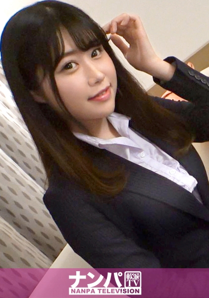 マジ軟派、初撮。 1810 スーツ姿のお姉さんはとある俳優のマネージャー！多忙で欲求不満気味な彼女はキスを迫られると思わず受け入れてしまい…快感に震える華奢なカラダ！…