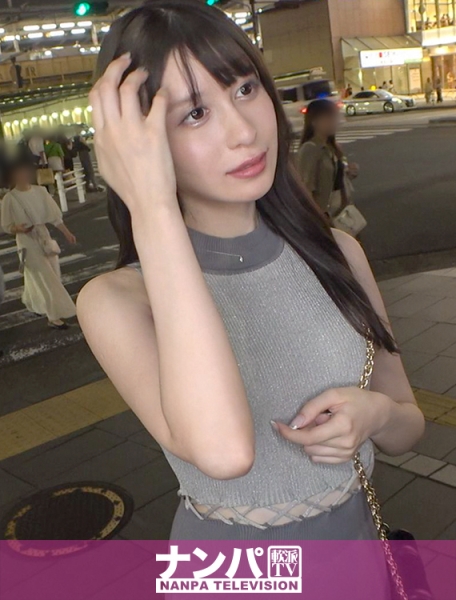 マジ軟派、初撮。 2113 【誰がどう見ても美人】【えちえち感溢れる高級ボディ】派手な見た目に反しておっとりキャラのフランスのクォーター美女を錦糸町でナンパ！エロい腰使いで自ら悶えまくる騎乗位は僥倖！！正座して奥まで咥えてくるノーハンドフェラも極上！！
