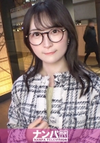 マジ軟派、初撮。 2191 イチゴをエサにメガネが似合う色白の真面目系素人をナンパ！見た目に反して不倫経験あり！パンツの下はアナルまでビッチリの剛毛！真面目だから要求されるとアナルまでルまで舐めちゃう従順っぷり！最後は俺の練乳をお顔にお見舞いしてやったw