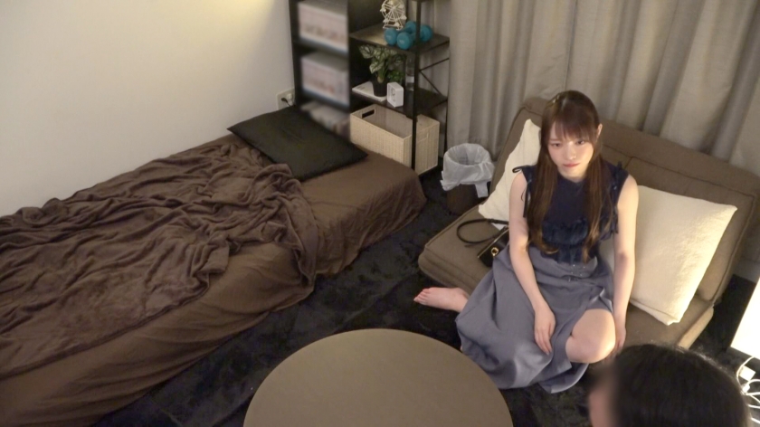 コンカフェ嬢のサービス精神はエロにも通じる！？ご奉仕型のスケベ女を持ち帰ってやりたい放題してやりましたw 百戦錬磨のナンパ師のヤリ部屋で、連れ込みSEX隠し撮り 419 画像1