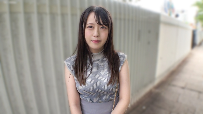 久々のデカ◯ンにメロメロ！！清楚系OL美女【りな 23歳】 チ◯コを頬張りむしゃぶりつくフェラチオに即イキ！！ マジ軟派、初撮。 2235 画像1